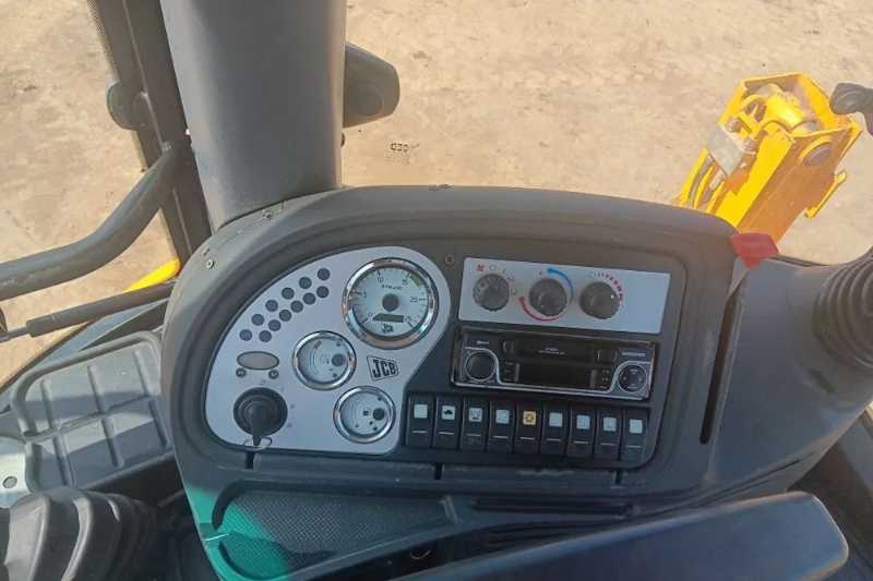 OmecoHub - Immagine JCB 3CX